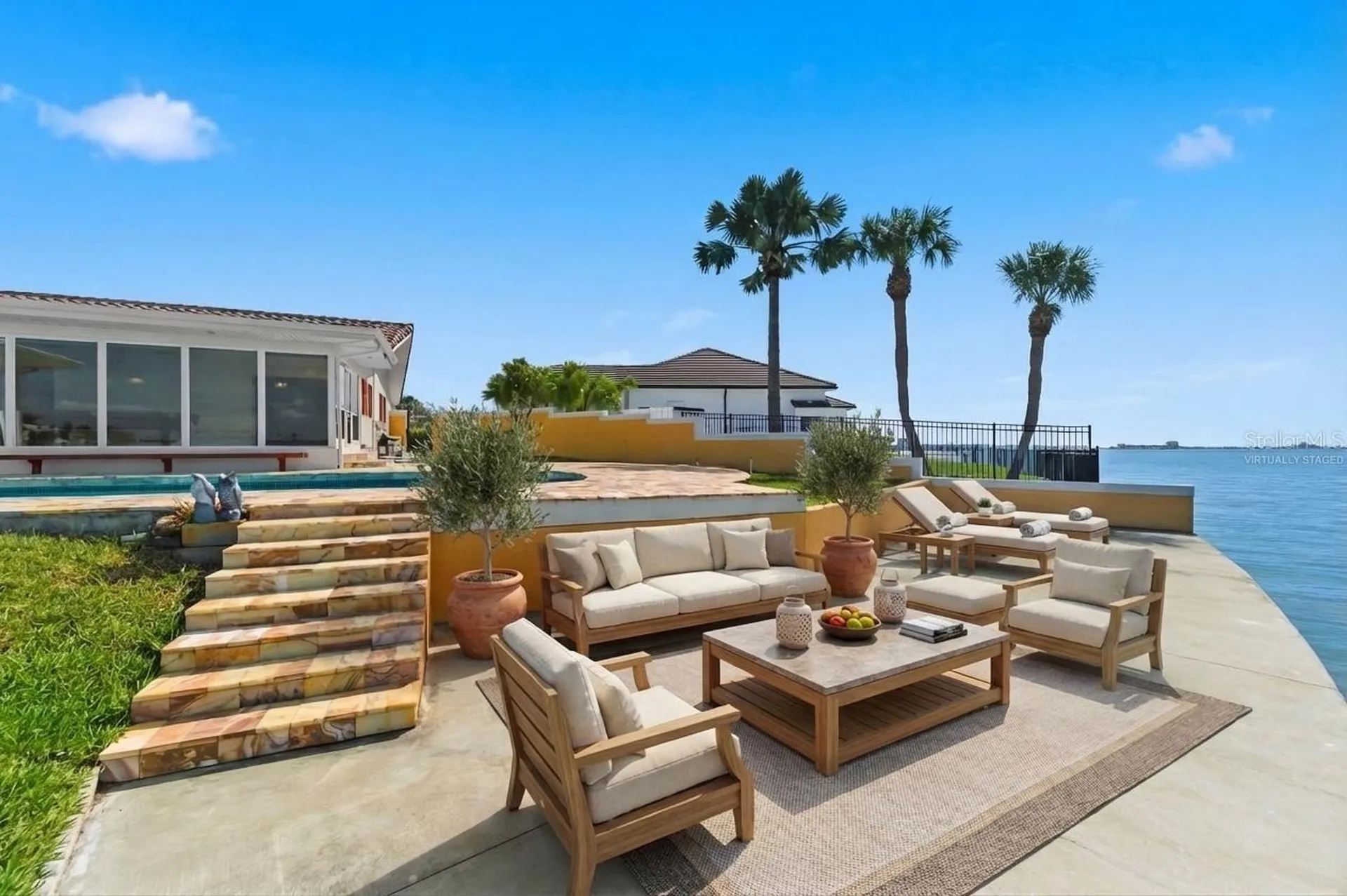 4201 45th Street S St Petersburg FL 33711