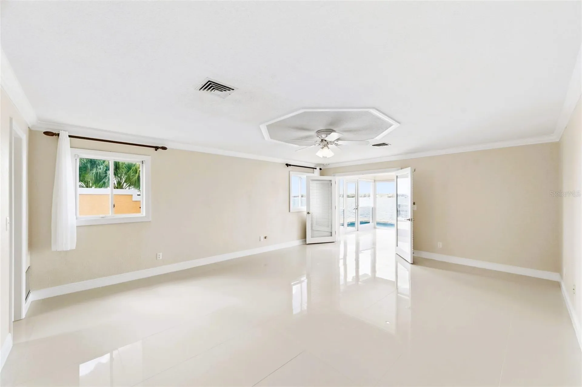 4201 45th Street S St Petersburg FL 33711