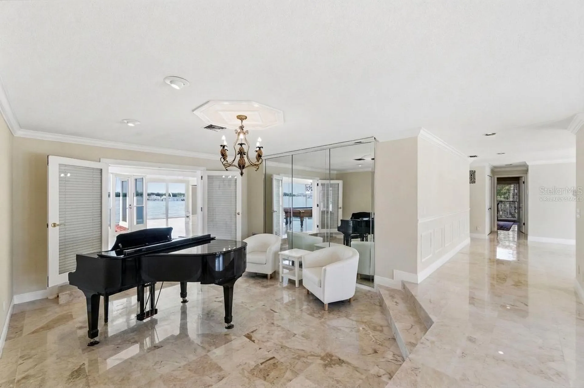 4201 45th Street S St Petersburg FL 33711