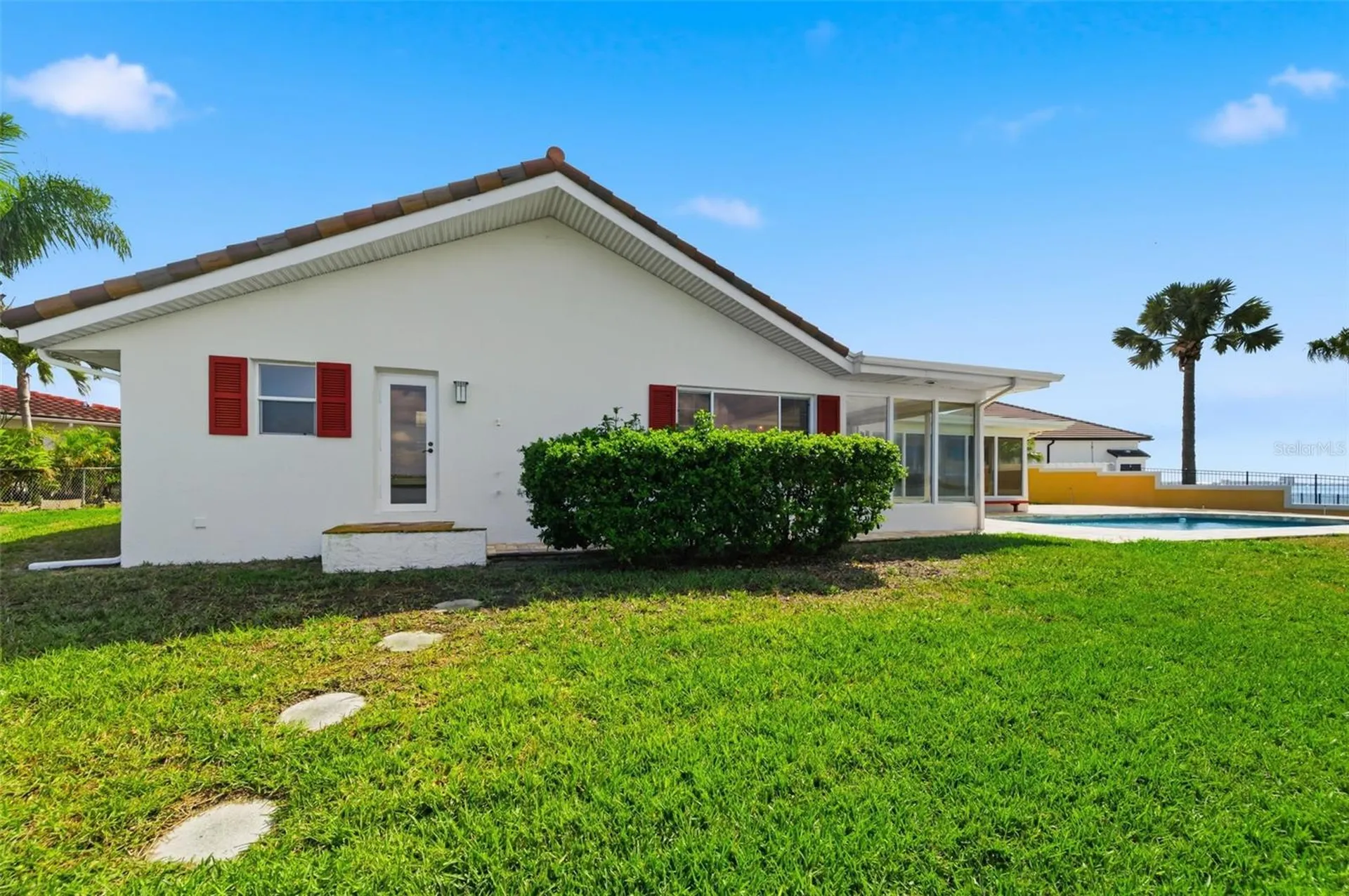 4201 45th Street S St Petersburg FL 33711
