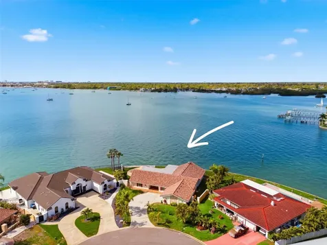 4201 45th Street S St Petersburg FL 33711
