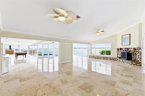 4201 45th Street S St Petersburg FL 33711