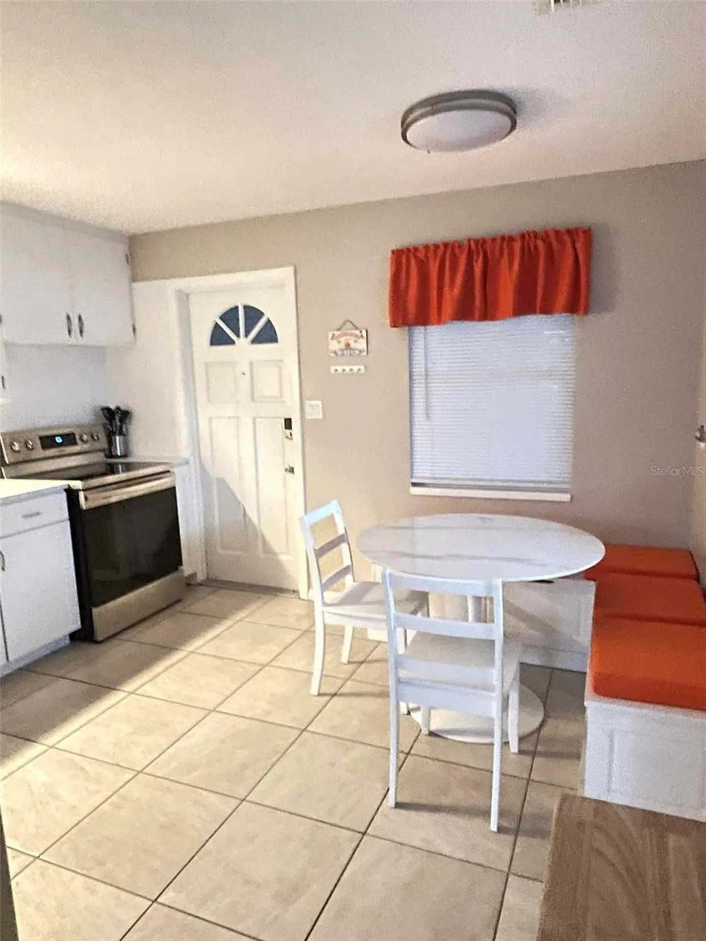 828 S Tuttle Avenue Sarasota FL 34237