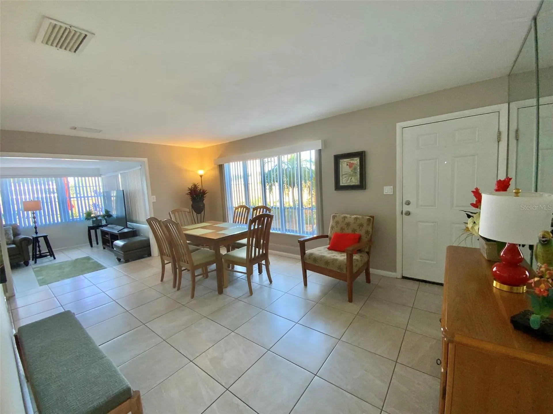 828 S Tuttle Avenue Sarasota FL 34237