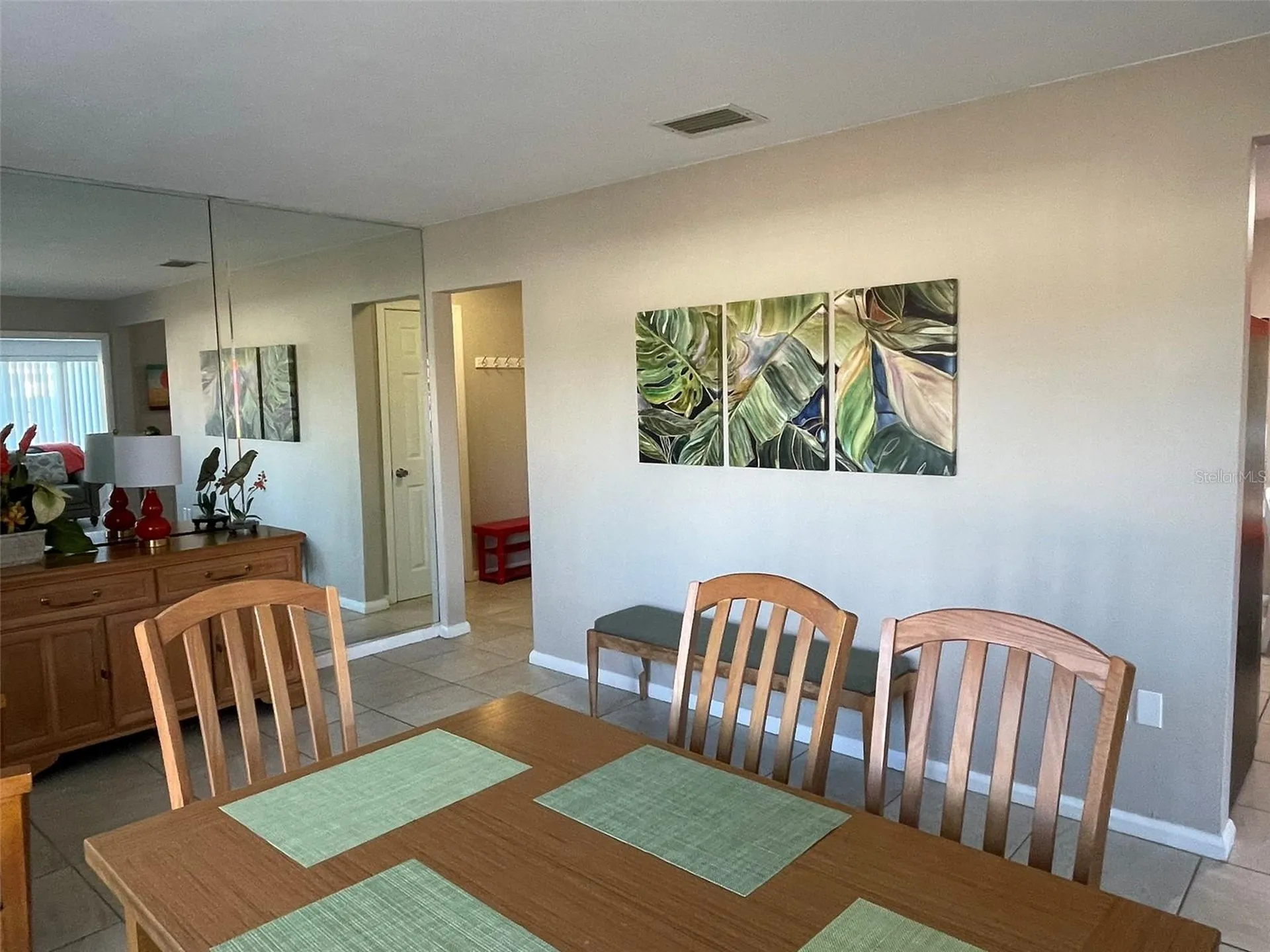 828 S Tuttle Avenue Sarasota FL 34237