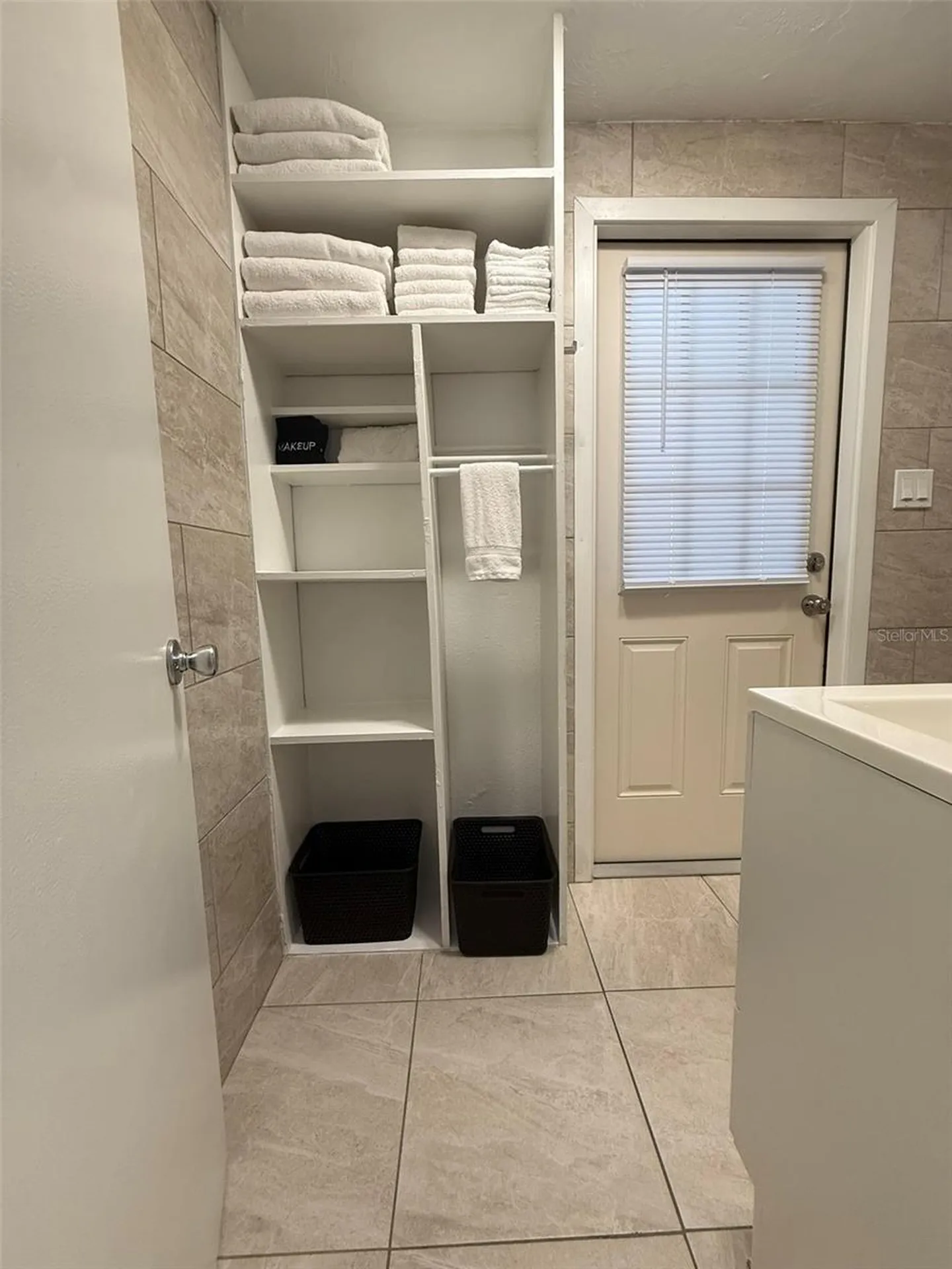 828 S Tuttle Avenue Sarasota FL 34237