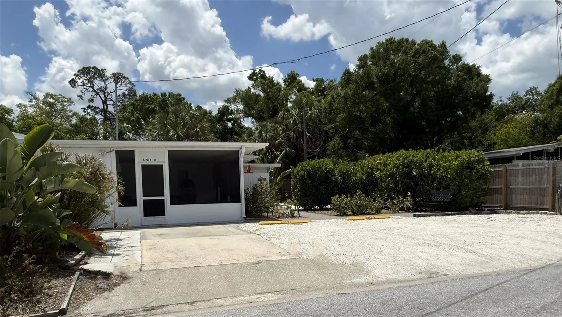 828 S Tuttle Avenue Sarasota FL 34237