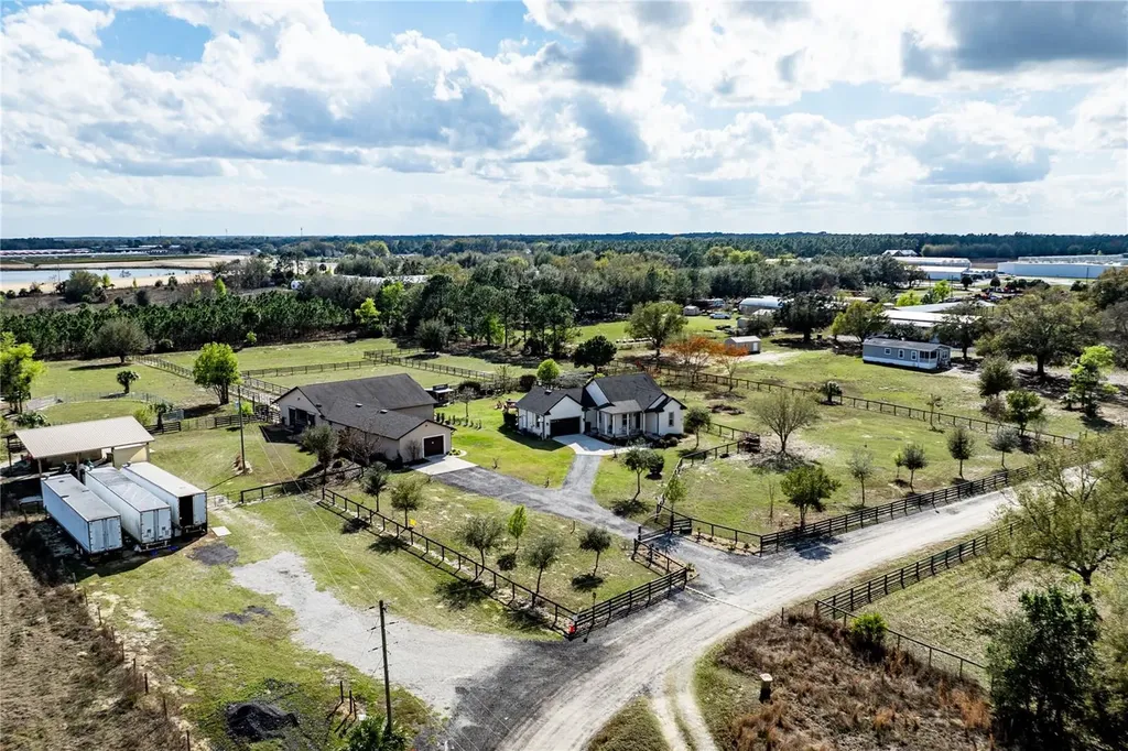 21210 Horse Ranch Road Mount Dora FL 32757