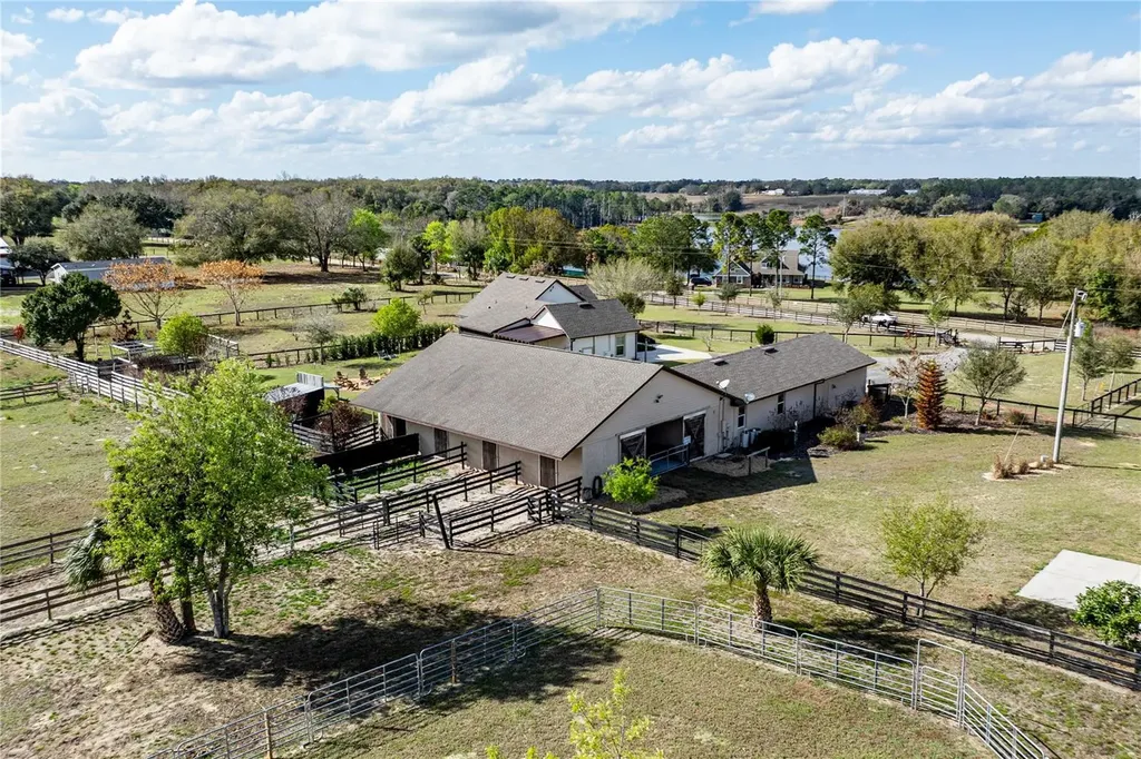 21210 Horse Ranch Road Mount Dora FL 32757
