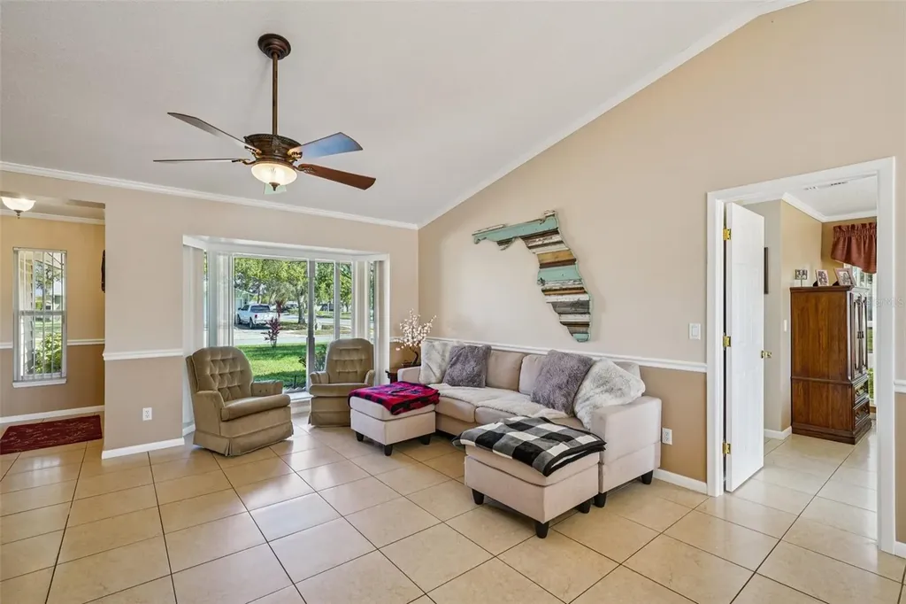 10660 41st Court N Clearwater FL 33762