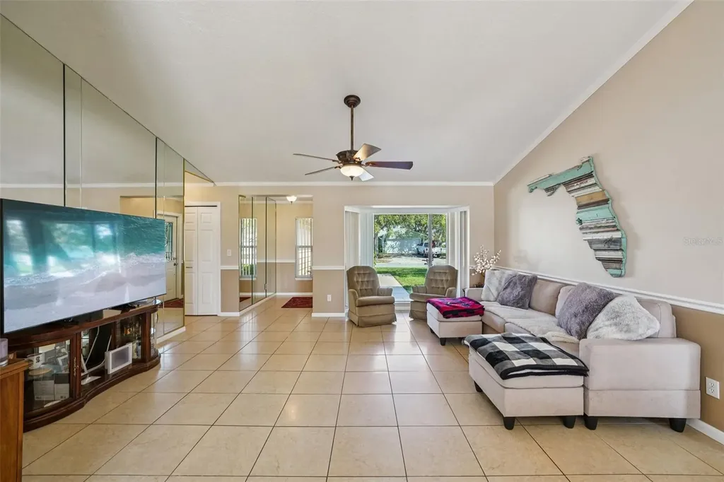 10660 41st Court N Clearwater FL 33762