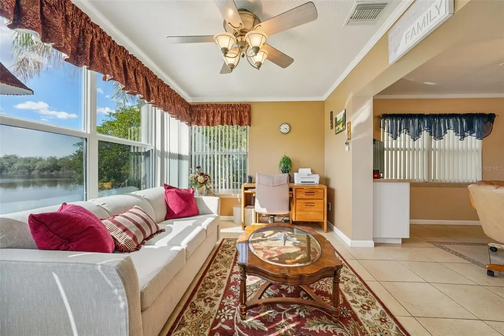 10660 41st Court N Clearwater FL 33762