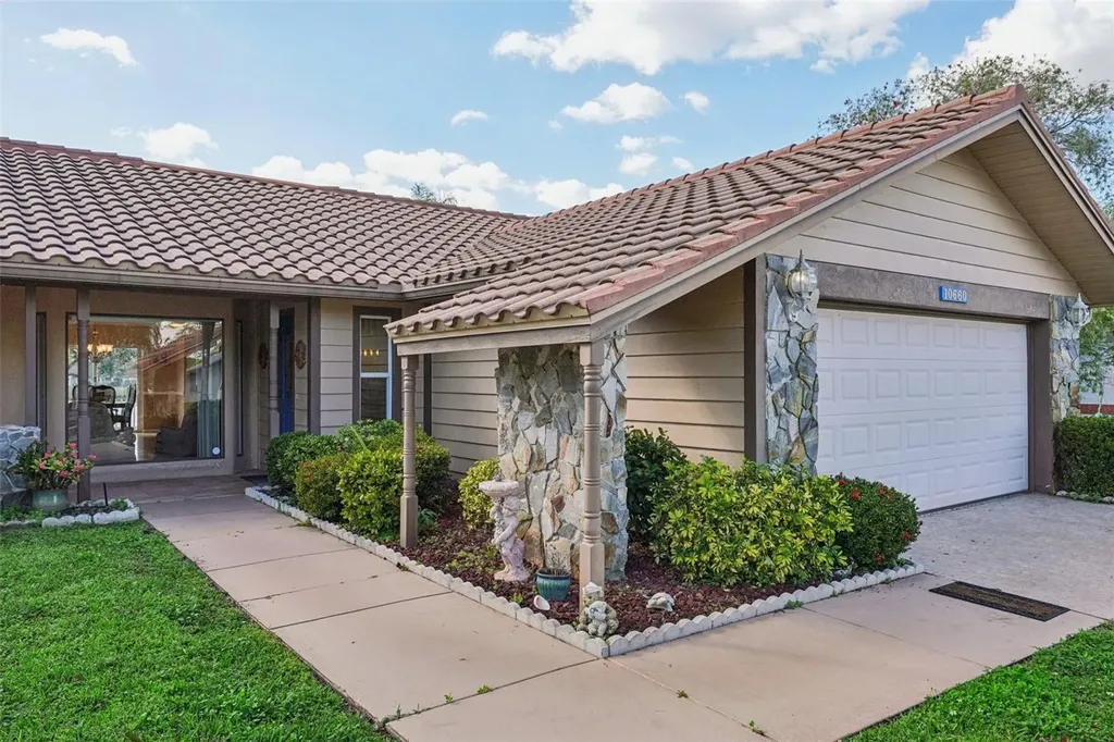 10660 41st Court N Clearwater FL 33762