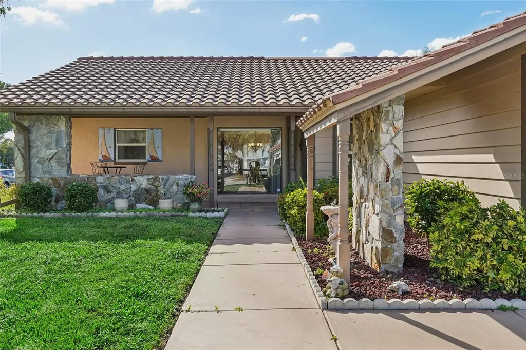 10660 41st Court N Clearwater FL 33762