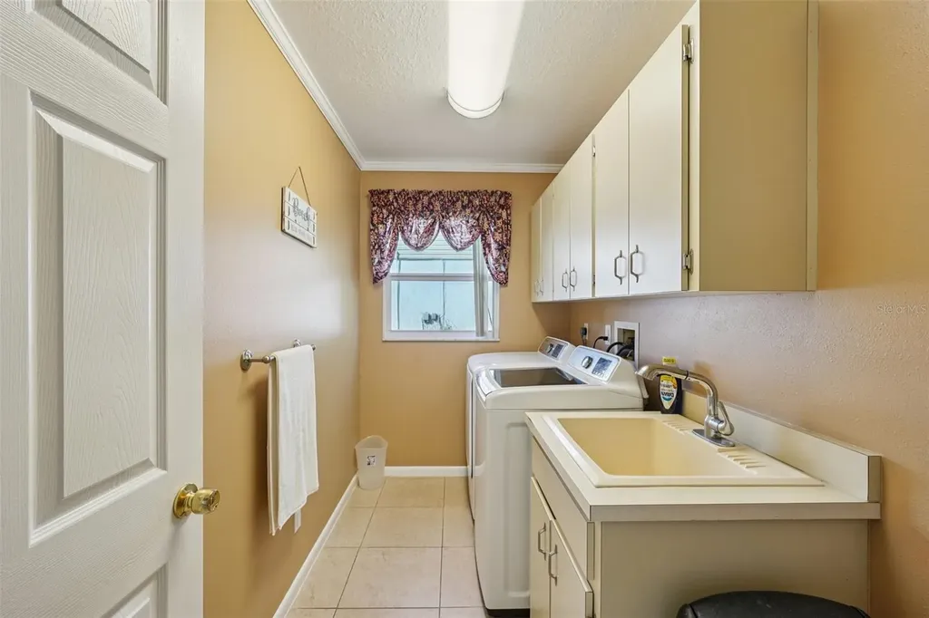 10660 41st Court N Clearwater FL 33762