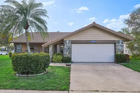 10660 41st Court N Clearwater FL 33762