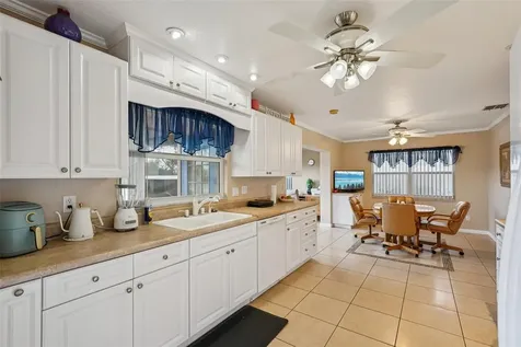 10660 41st Court N Clearwater FL 33762