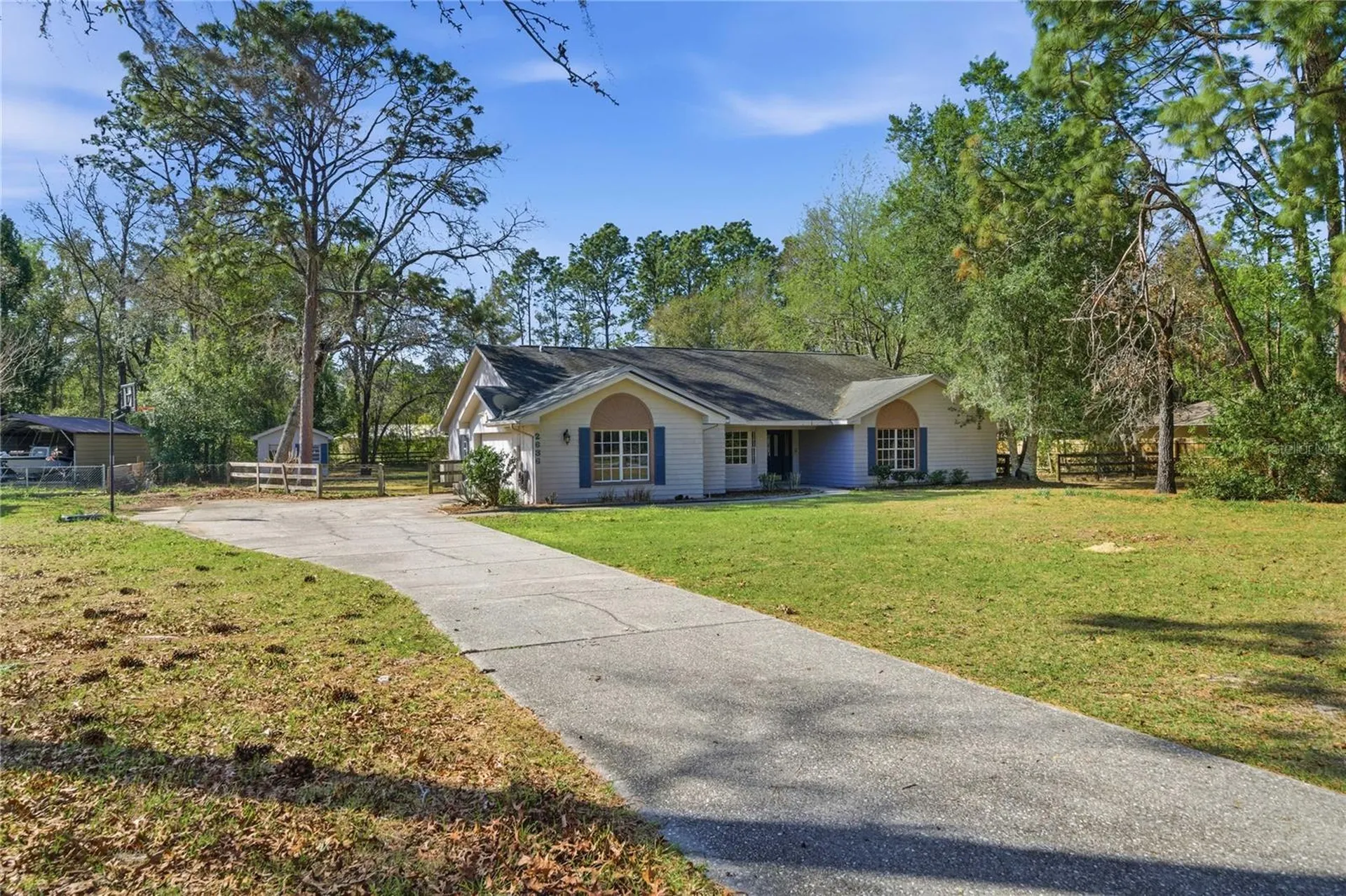 2636 W Express Lane Lecanto FL 34461