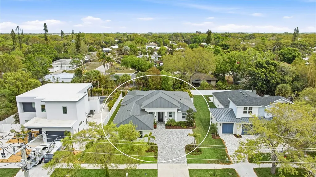 201 S Shade Avenue Sarasota FL 34237