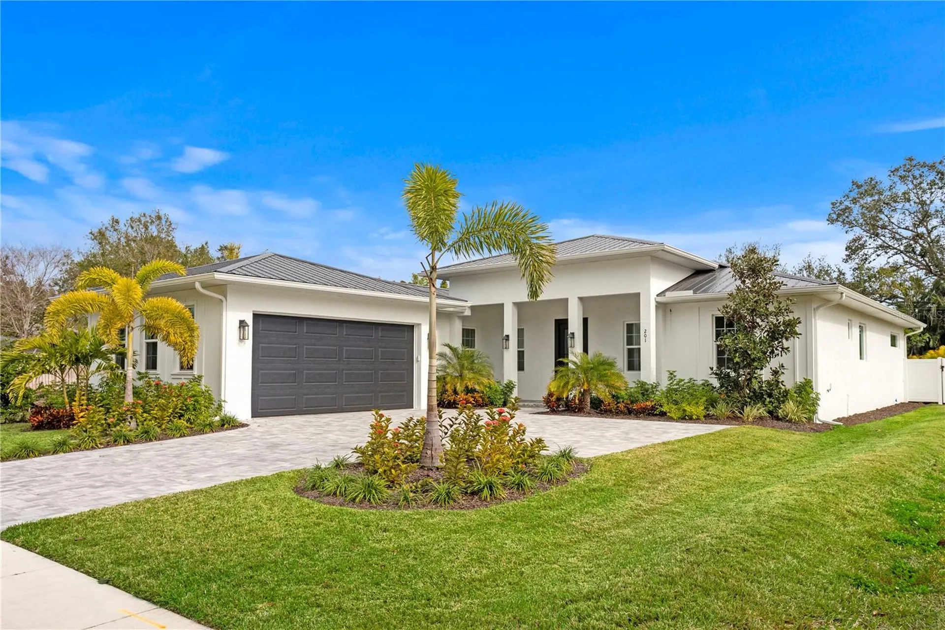 201 S Shade Avenue Sarasota FL 34237