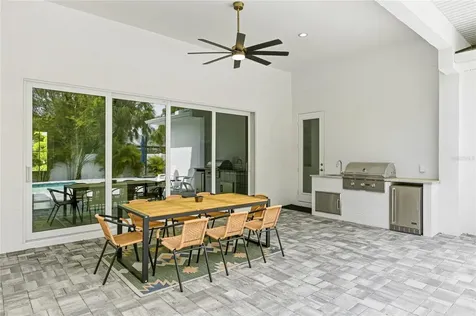 201 S Shade Avenue Sarasota FL 34237