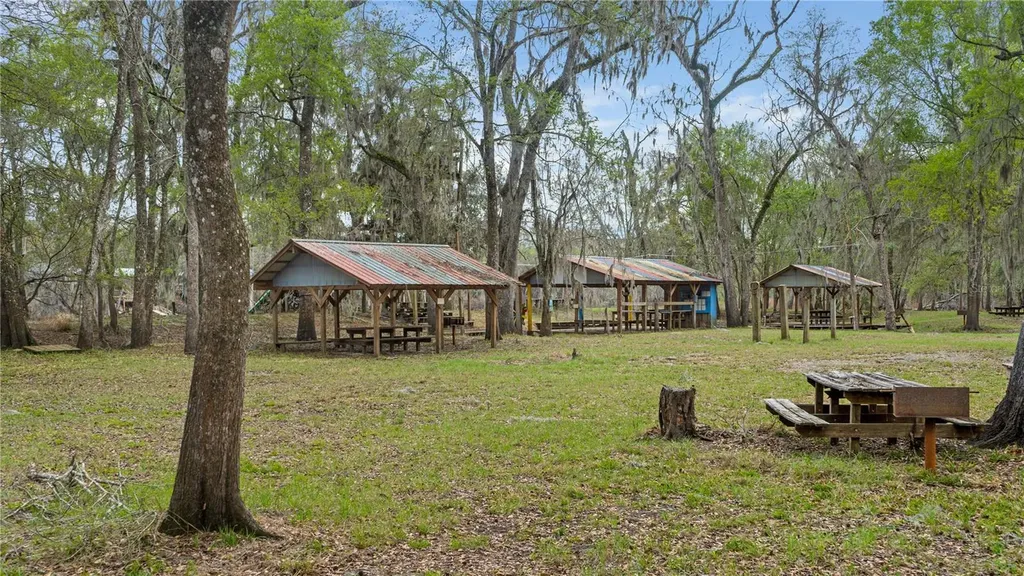 2878 NE 340 Highway Branford FL 32008