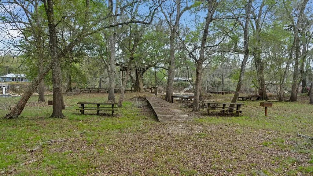 2878 NE 340 Highway Branford FL 32008