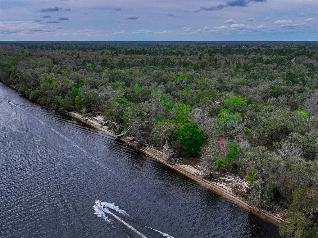 2878 NE 340 Highway Branford FL 32008