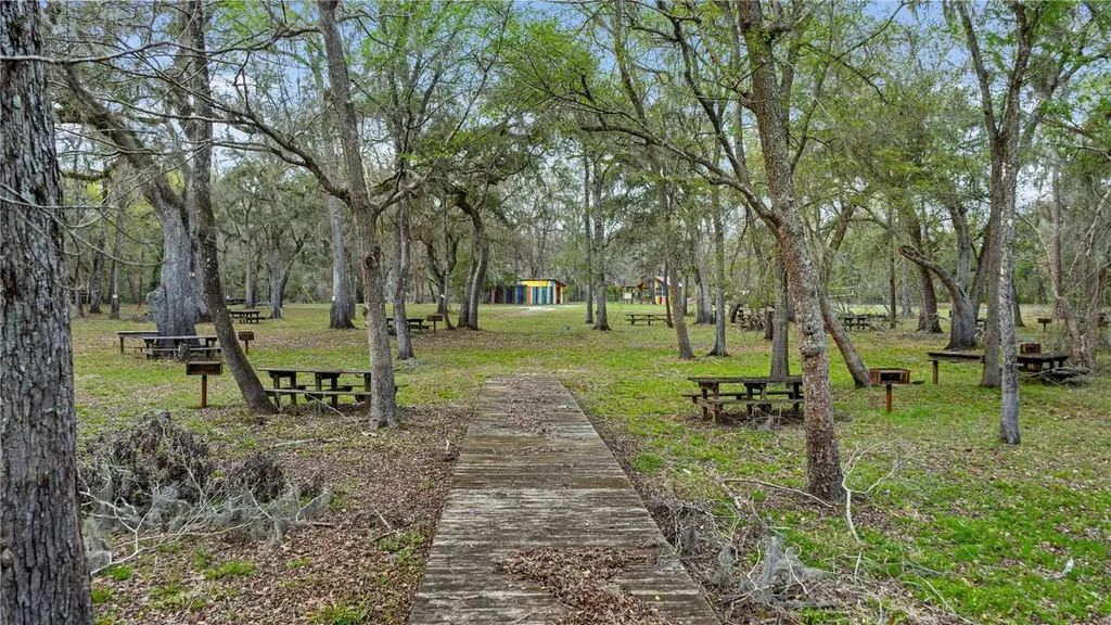 2878 NE 340 Highway Branford FL 32008