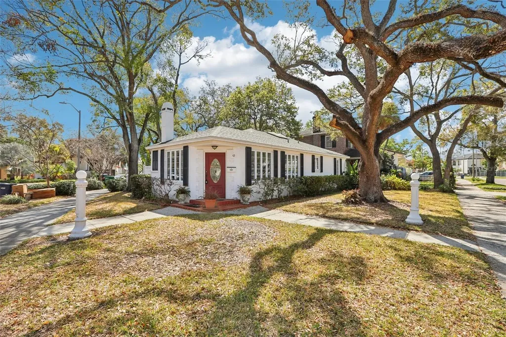 43 Aegean Avenue Tampa FL 33606