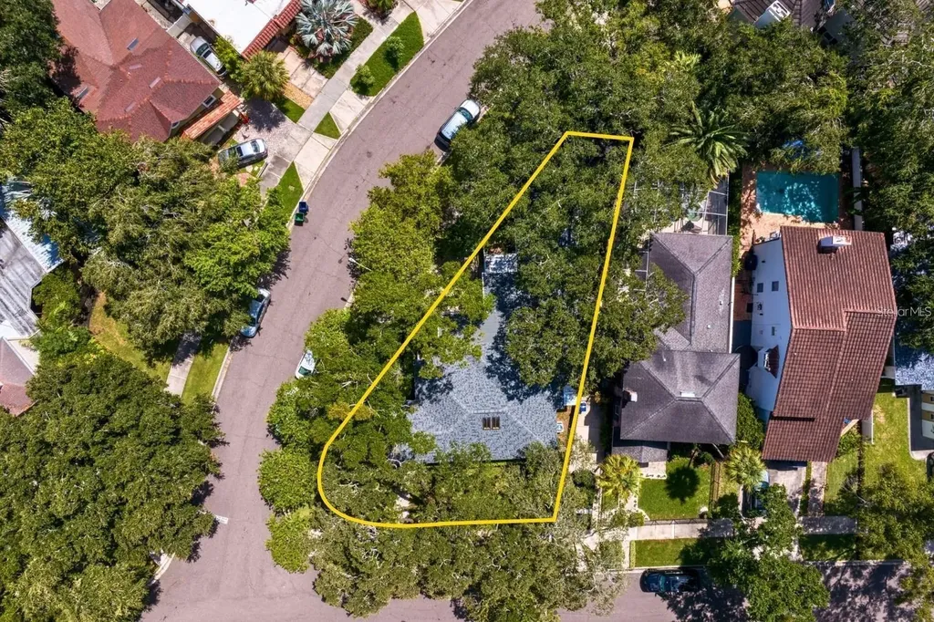 43 Aegean Avenue Tampa FL 33606