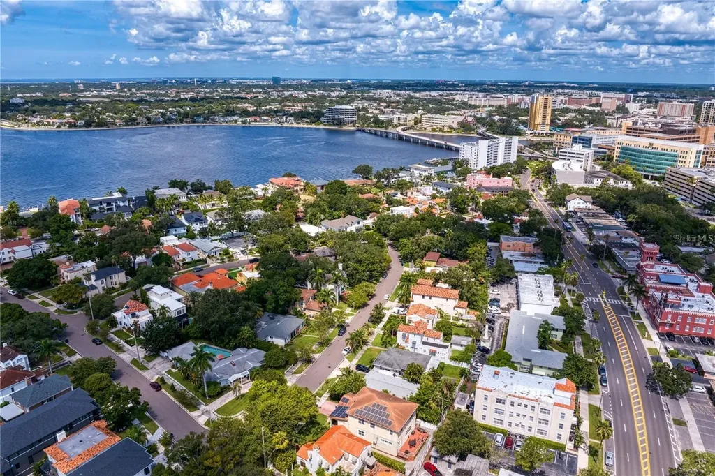 43 Aegean Avenue Tampa FL 33606