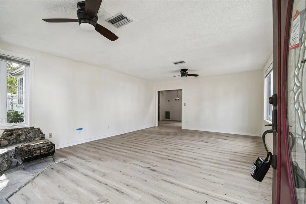 43 Aegean Avenue Tampa FL 33606