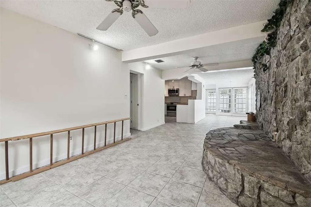 43 Aegean Avenue Tampa FL 33606