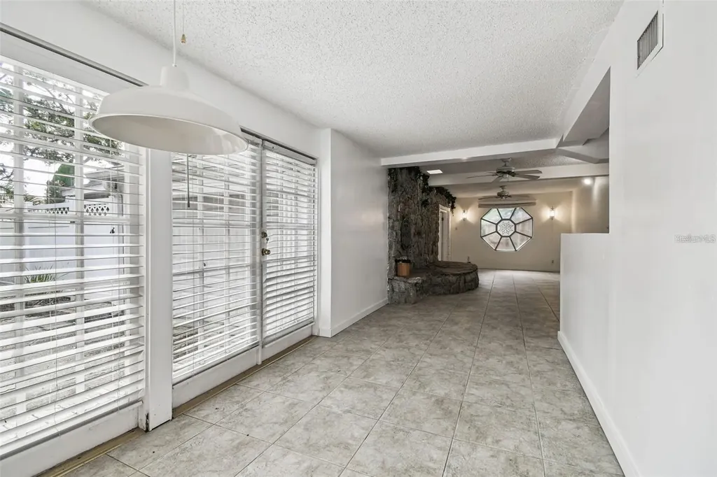 43 Aegean Avenue Tampa FL 33606