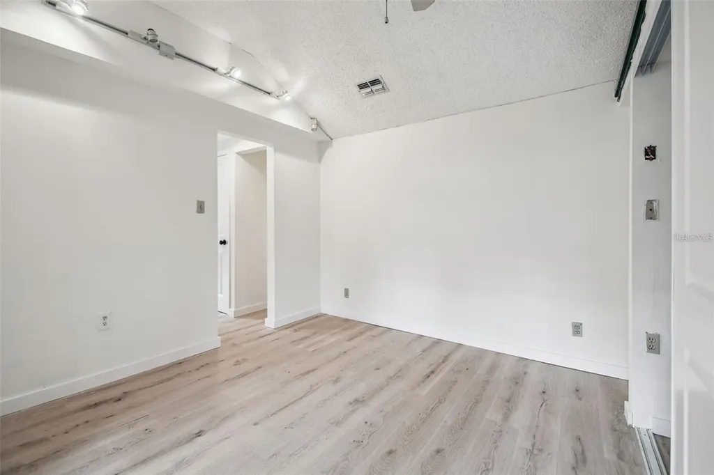 43 Aegean Avenue Tampa FL 33606