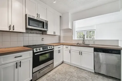 43 Aegean Avenue Tampa FL 33606