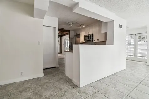 43 Aegean Avenue Tampa FL 33606