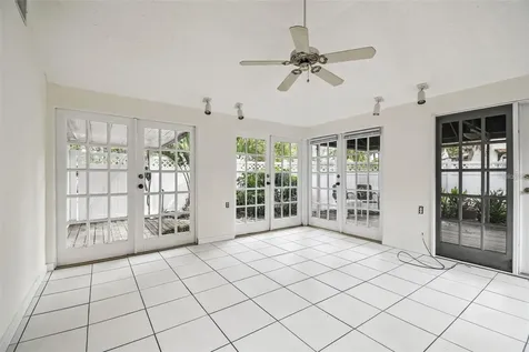 43 Aegean Avenue Tampa FL 33606