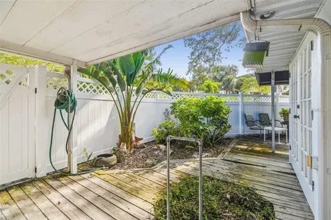 43 Aegean Avenue Tampa FL 33606