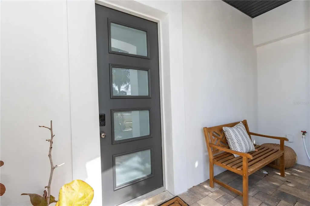 430 Palm Island SE Clearwater Beach FL 33767