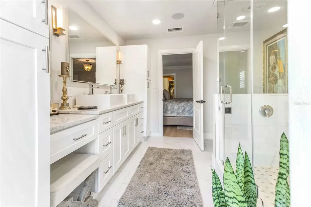 430 Palm Island SE Clearwater Beach FL 33767