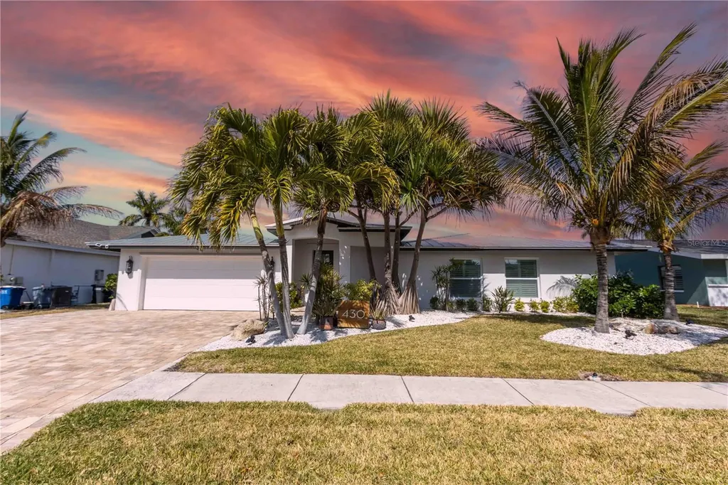 430 Palm Island SE Clearwater Beach FL 33767