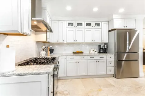 430 Palm Island SE Clearwater Beach FL 33767