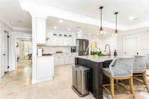 430 Palm Island SE Clearwater Beach FL 33767