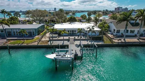 430 Palm Island SE Clearwater Beach FL 33767