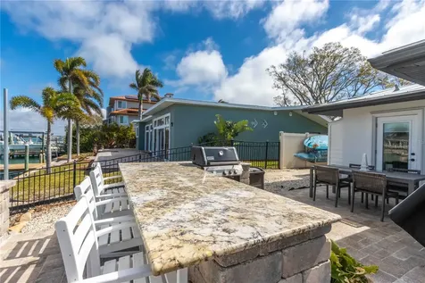 430 Palm Island SE Clearwater Beach FL 33767
