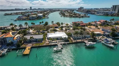 430 Palm Island SE Clearwater Beach FL 33767