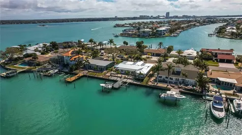 430 Palm Island SE Clearwater Beach FL 33767