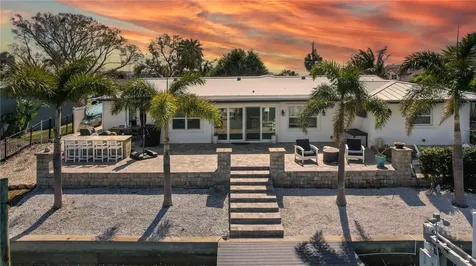 430 Palm Island SE Clearwater Beach FL 33767